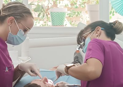 Equipo de Clínica dental Propiodent en Jaén